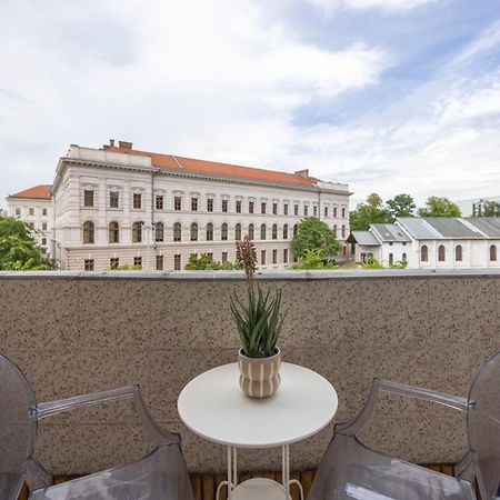 Luxy Central Spacious & Cozy Residence With Balcony Budapest Exterior photo
